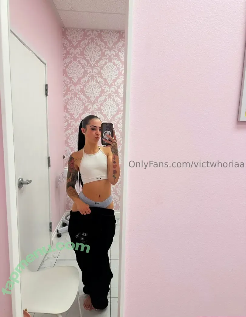 toriihayze nude photo #0011 (toriihayze)