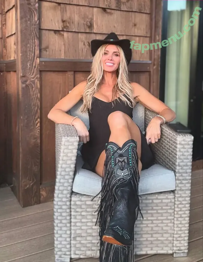 Torrie Wilson nude photo #2876 (torriewilson)