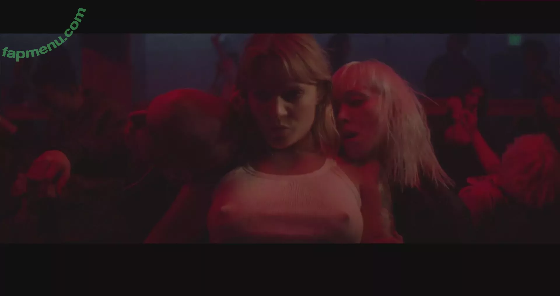 Tove Lo nude photo #0521 (cupfullofinsanity / tovelo)