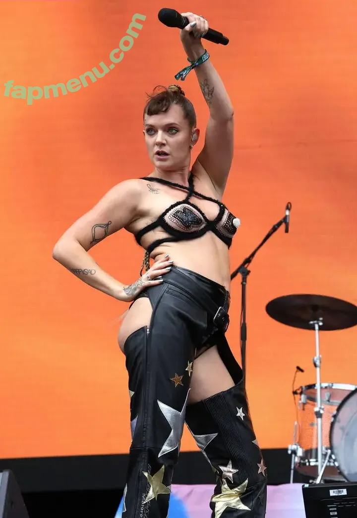 Tove Lo nude photo #0599 (cupfullofinsanity / tovelo)