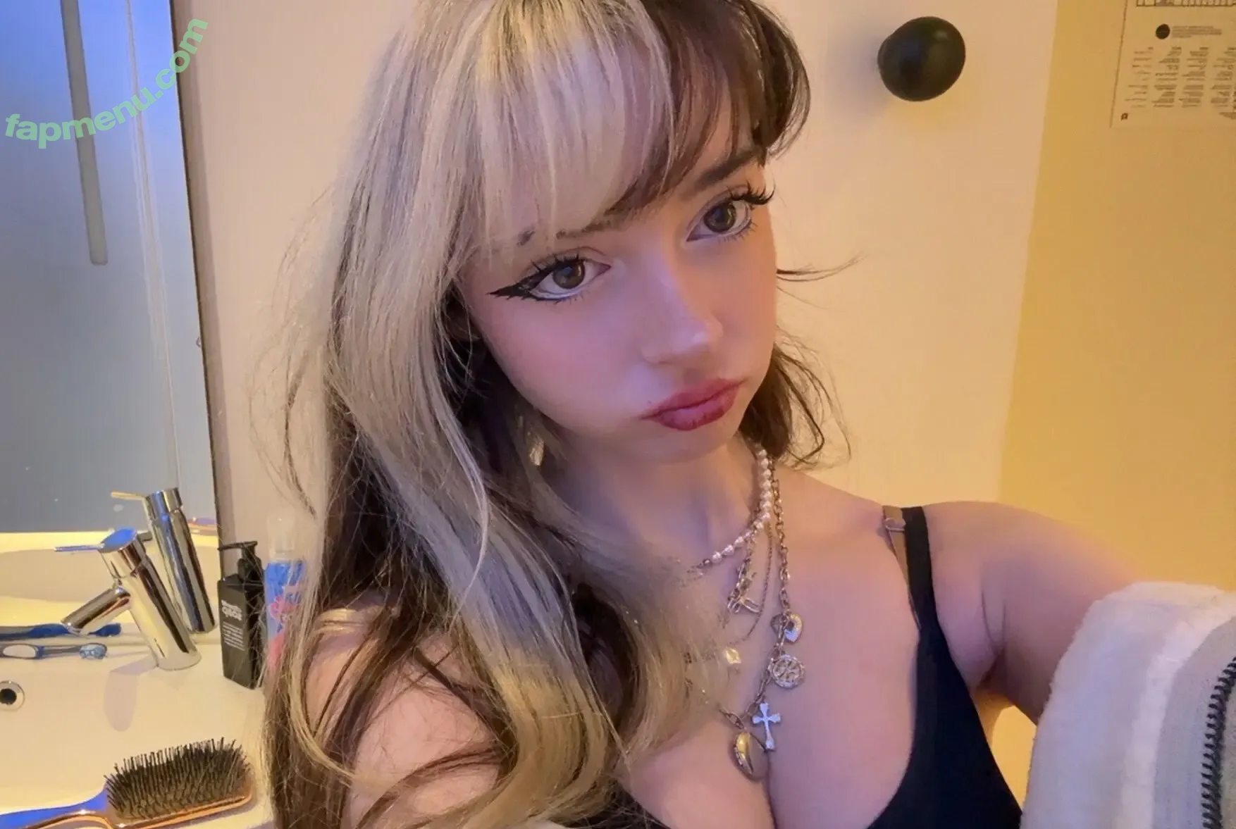 Toxic Tenshi nude photo #0099 ( / Ella toxic.tenshi / TenshiTTV / angel-ai / toxic.tenshi)