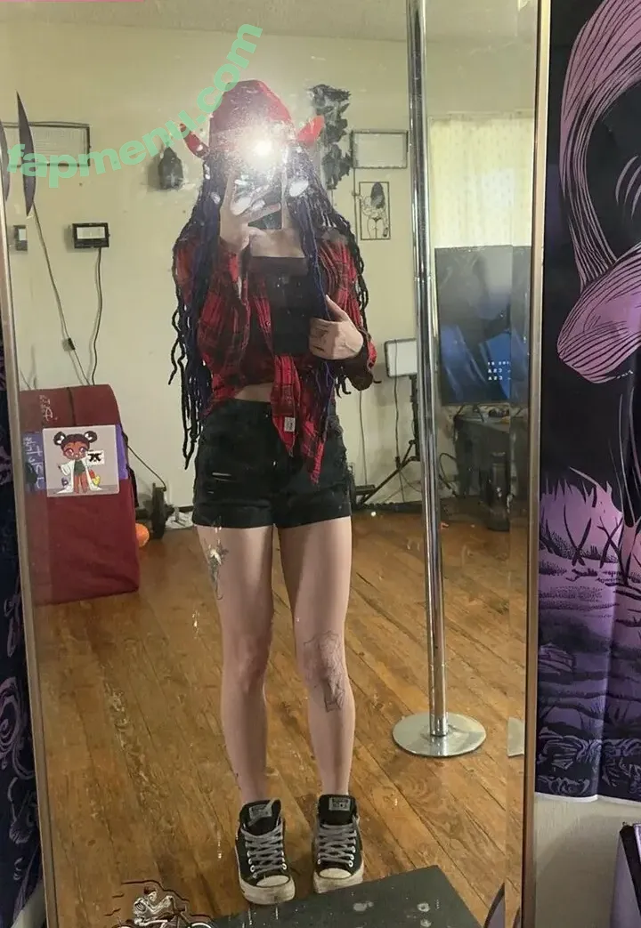 trapkittykhaos nude photo #0015 (trapkittykhaos)