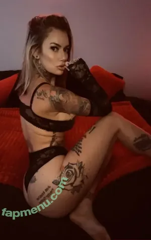  nude photo #0002