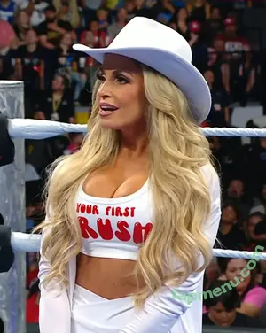 Trish Stratus / trishstratuscom nude photo #2429
