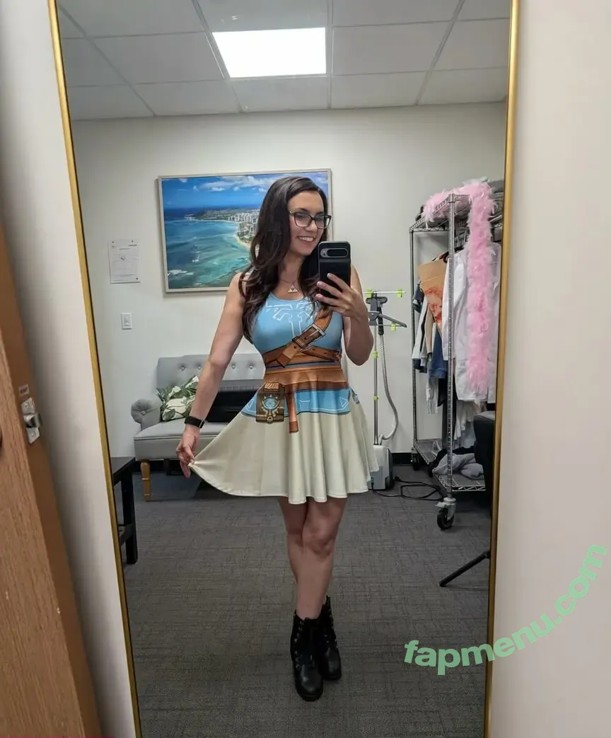 Trisha Hershberger nude photo #1601 (thatgrltrish)