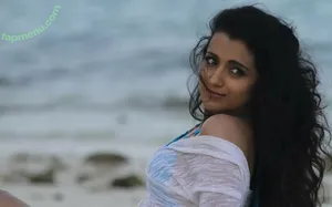 Trisha Krishnan / trishakrishnan nude photo #0019