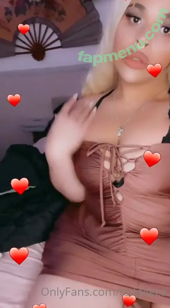 tsdolleca nude photo #0006 (gaydoll)