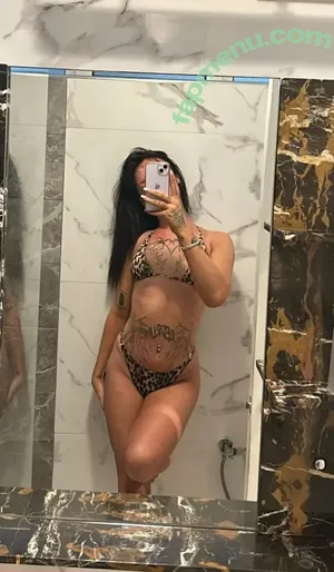 tsjamiee / simplyy.jamieee nude photo #0002