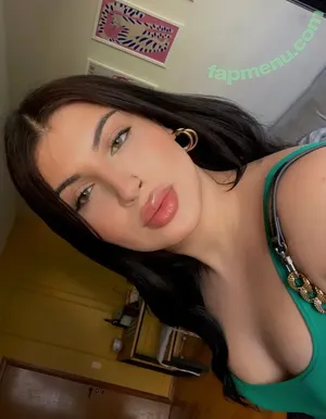 tsjuliaa / tsjuliaaa nude photo #0051