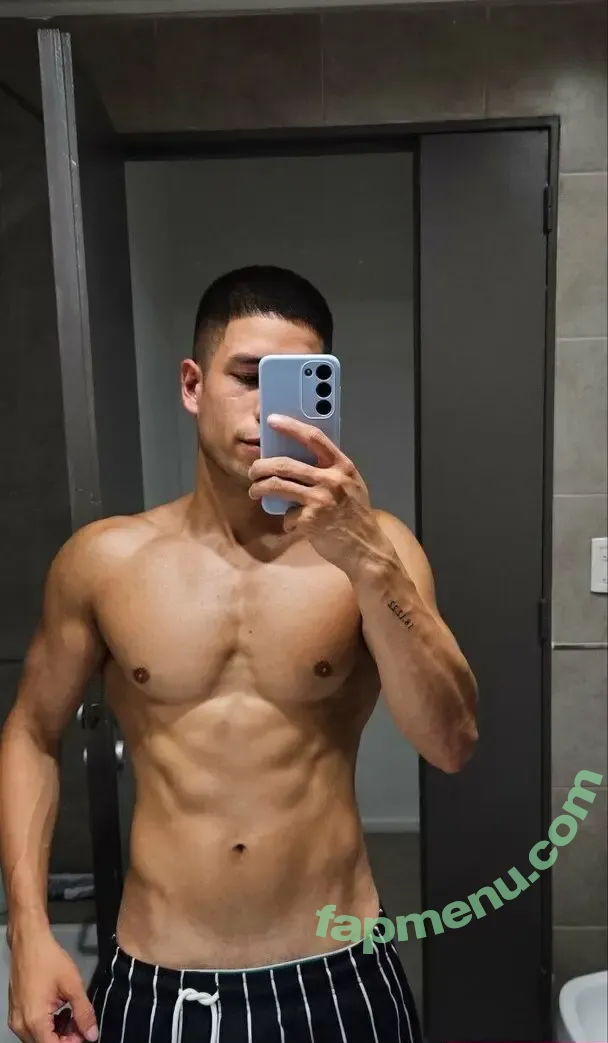 tuhotboy1 nude photo #0024 (hotboys_official1)