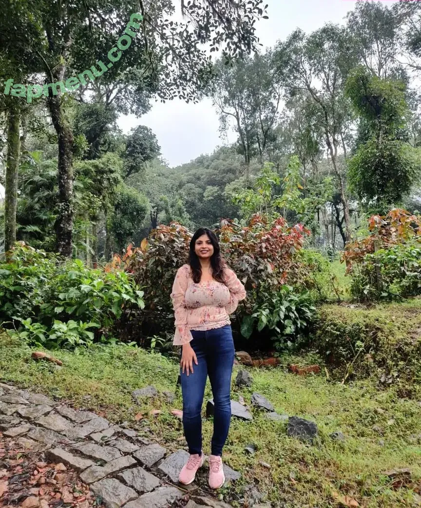 Tulika Snehil nude photo #0028 (tulikasnehil)