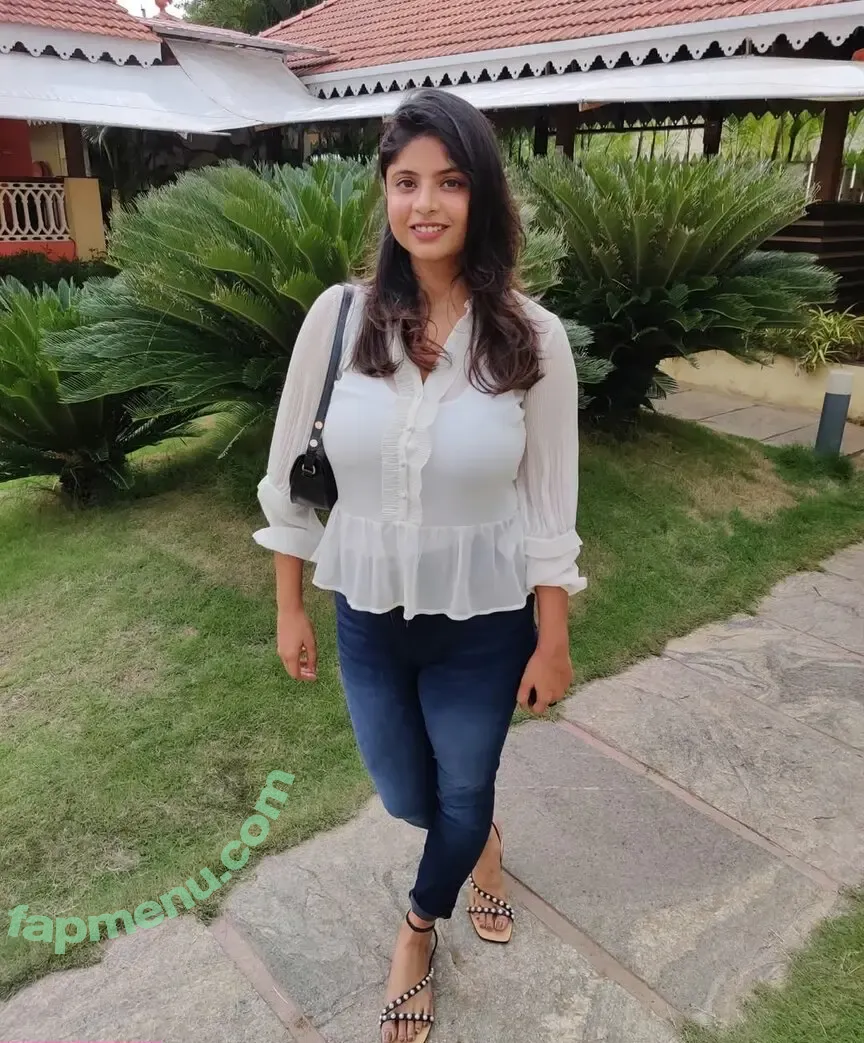 Tulika Snehil nude photo #0036 (tulikasnehil)