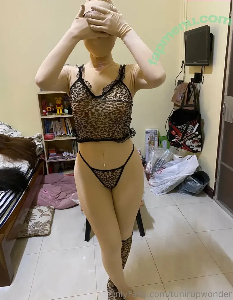 tunirupwonder nude photo #0001 (tunirupwonder)