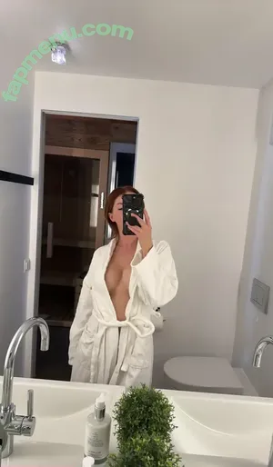  nude photo #0007
