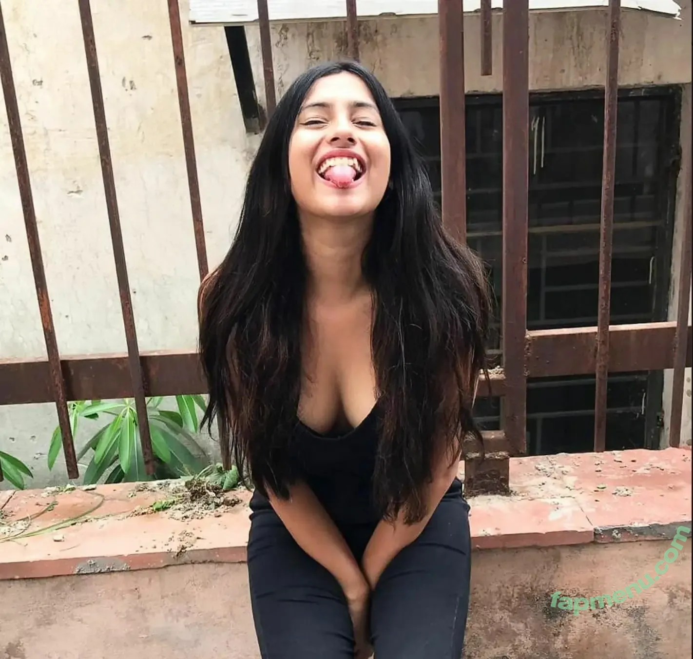 Twarita Nagar nude photo #0011 (Twarita Nagar)