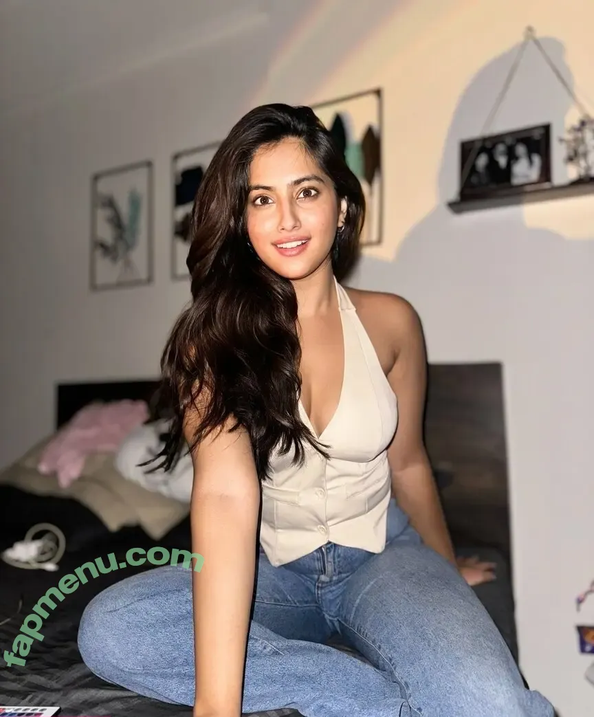 Twarita Nagar nude photo #0013 (Twarita Nagar)