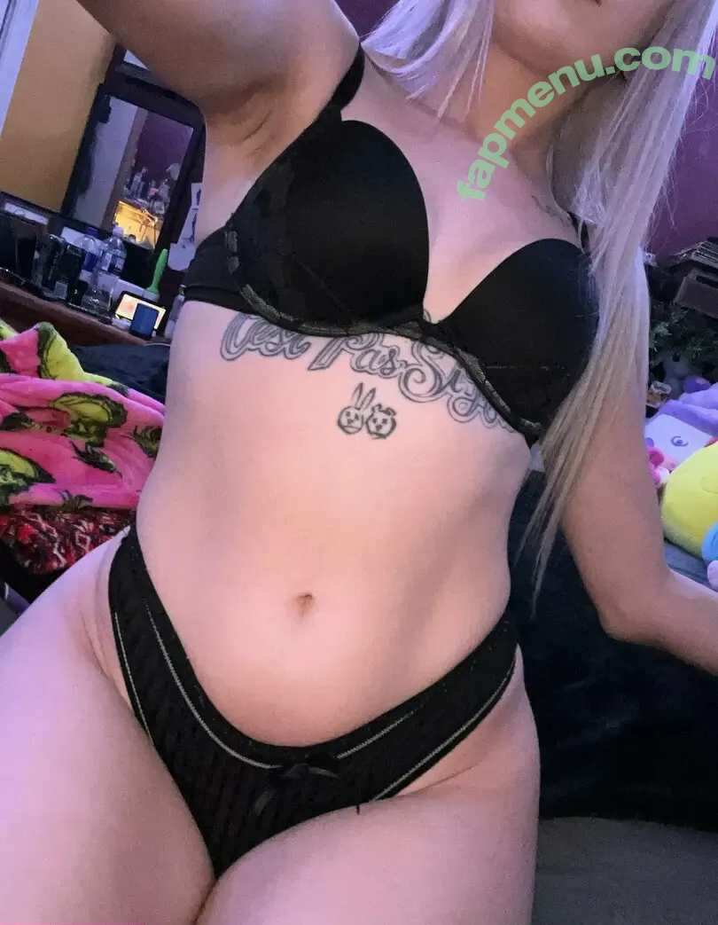 twicebakedfree nude photo #0007 (twicebaked_)