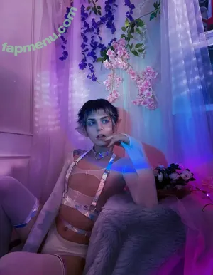  nude photo #0007