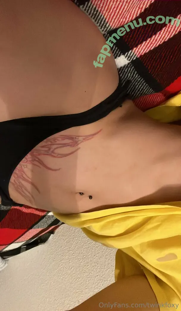 twinkfoxy nude photo #0004 (twinkfoxy)