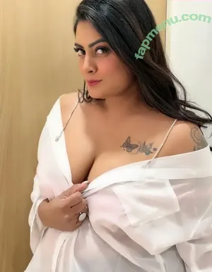 Twinkle Kapoor / twinklekapoordollllllll nude photo #0034