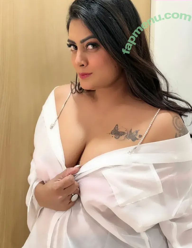 Twinkle Kapoor nude photo #0034 (twinklekapoordollllllll)