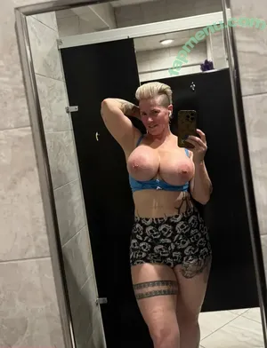  nude photo #0003
