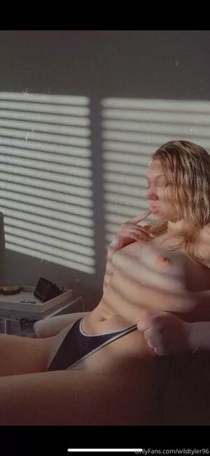 tyleridol / oftyidol nude photo #0020