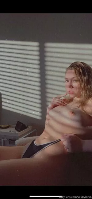tyleridol / oftyidol nude photo #0021
