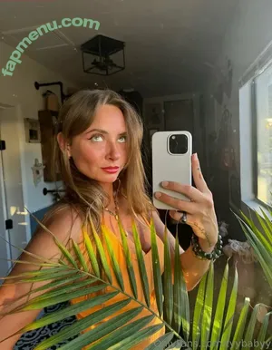 Tyybabyy / tyllarae nude photo #0002