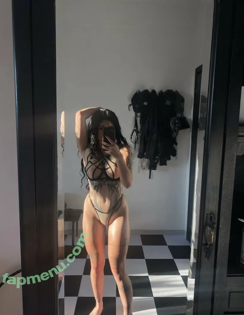 u481754882 nude photo #0026 (civichooddoon)