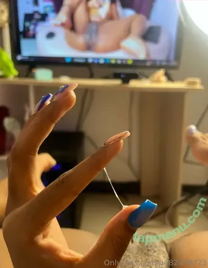  nude photo #0005