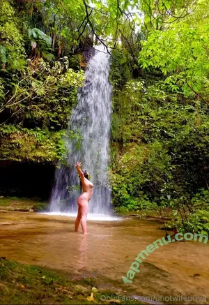 uhotwifepriya / nymphohotwife_priyarohan nude photo #0002