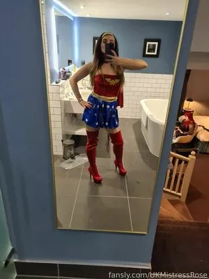 UKMistressRose / ajxclusiveofficial / theenglishrose3 nude photo #0119
