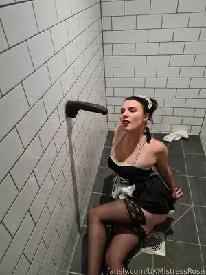 UKMistressRose / ajxclusiveofficial / theenglishrose3 nude photo #0130