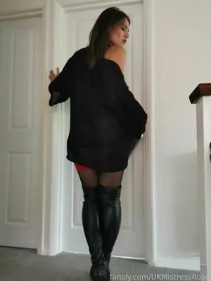 UKMistressRose / ajxclusiveofficial / theenglishrose3 nude photo #0150