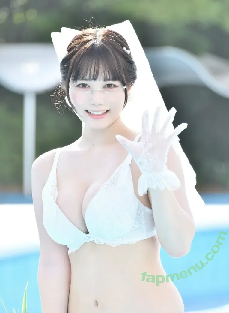 Umi Shinonome nude photo #2764 (umi_portrait)