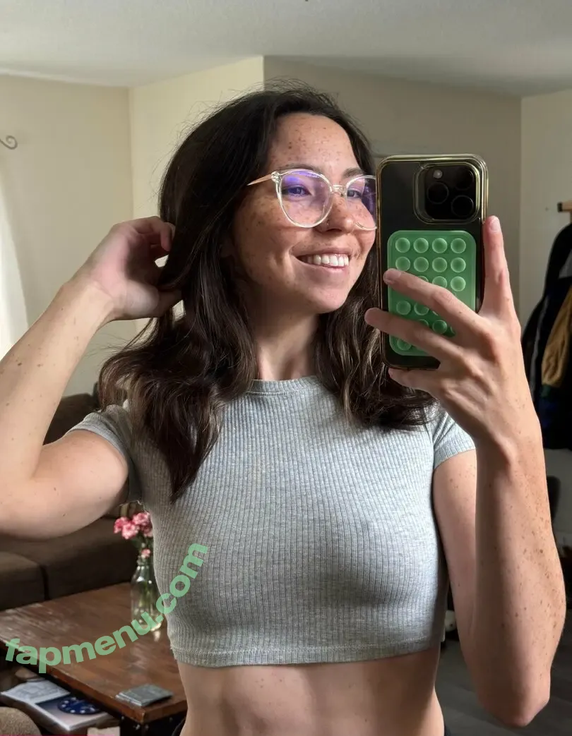 uncensoredbrit2 nude photo #0060 (uncutanduncensoredpodcast)