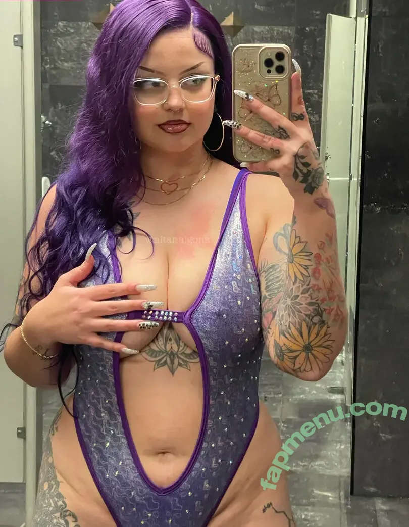 uneednita nude photo #0018 (unedited_meg)