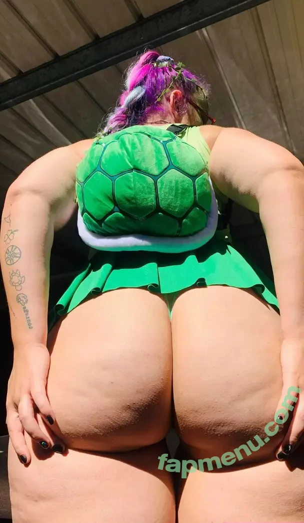 unluckyxo nude photo #0003 (unluckyxo)