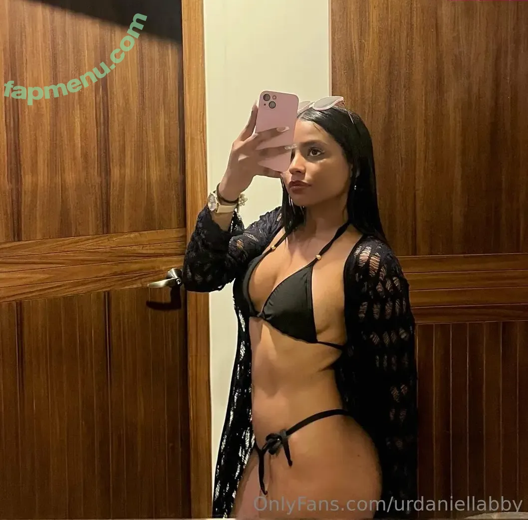 urdaniellabby nude photo #0017 (urdaniellabby)