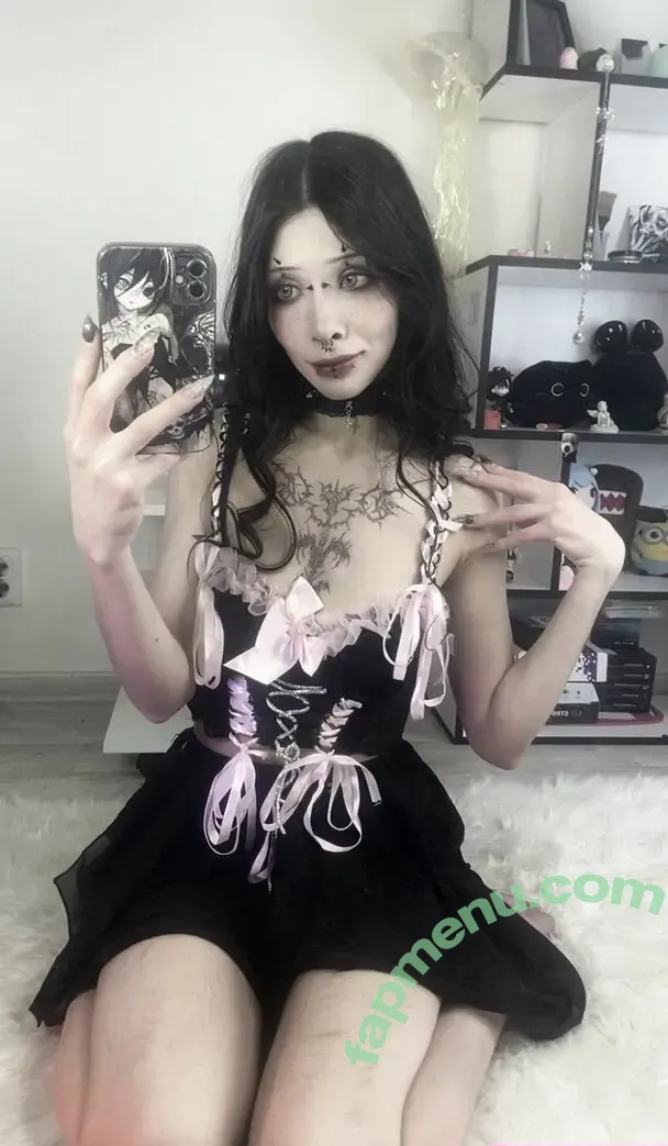 UrShadowAngel nude photo #0009 (UrShadowAngel)
