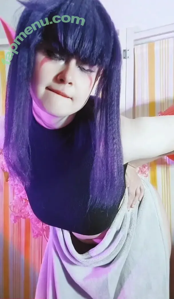 uwupixie nude photo #0021 (uwupixie)