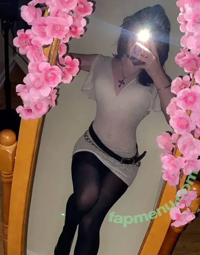 Uxu.kxt nude photo #0020 (kitkatt / uxu.kat / uxu_mikasa)