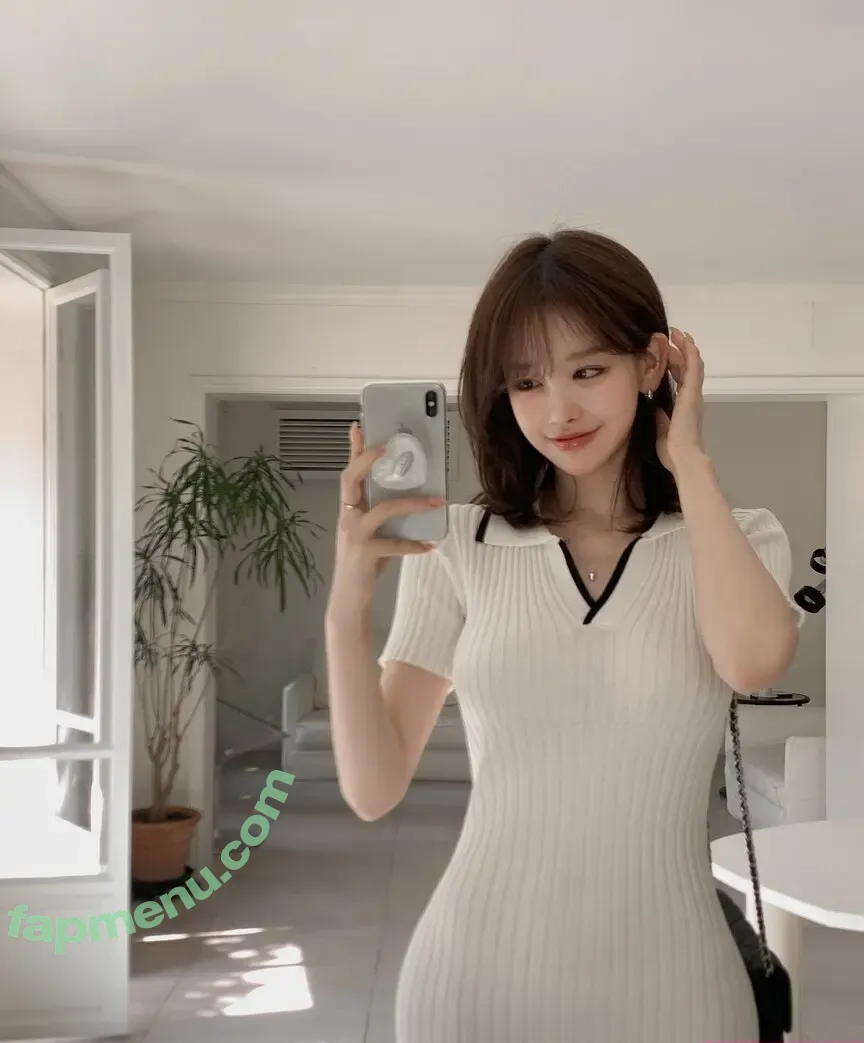 Uzaa nude photo #0144 (____uzaa)