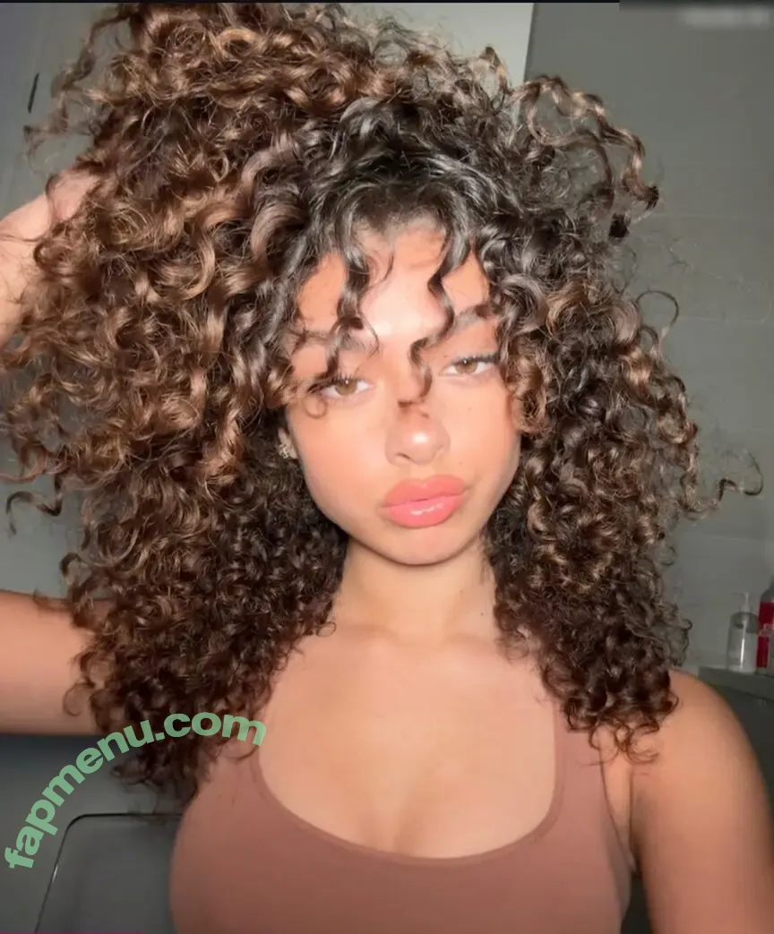 V7ena nude photo #0011 (V7ena)