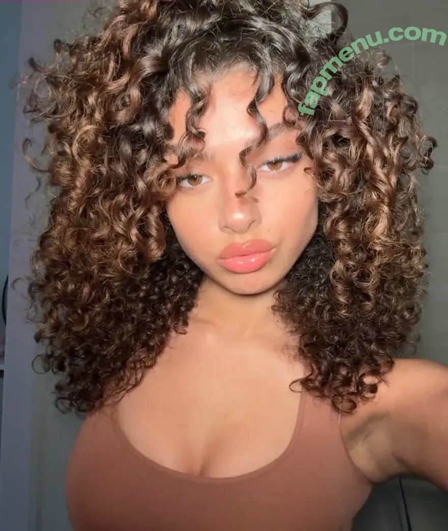 V7ena nude photo #0016 (V7ena)