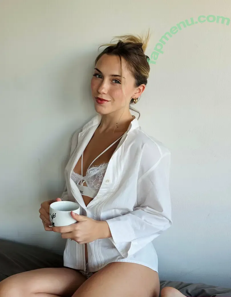 valenborelli nude photo #0006 (vaalenborelli)