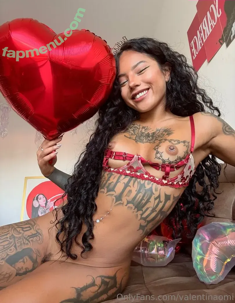 Valentina Naomi nude photo #0002 ( / LIA FOXXER / valentinaaomi / valentinaomi)