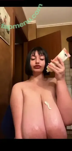  nude photo #0001