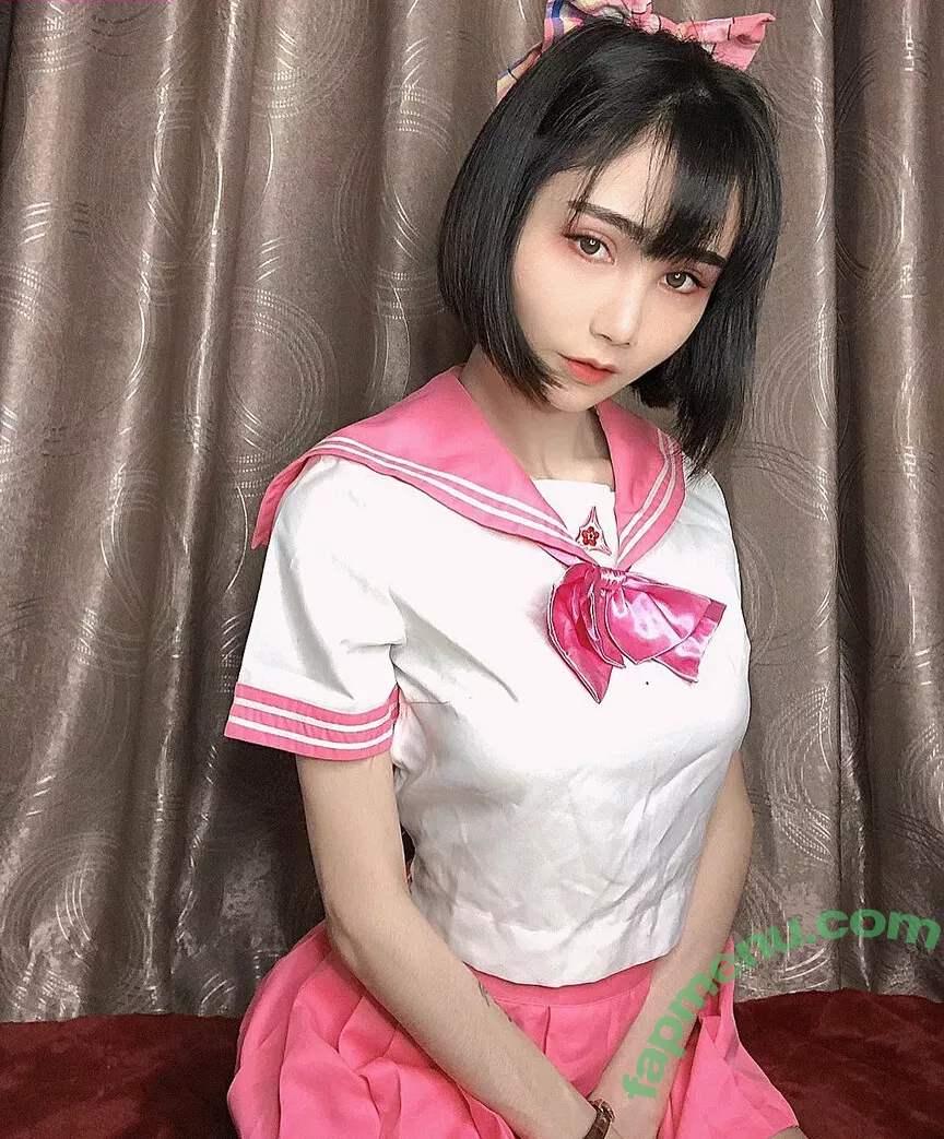 valentine8_official nude photo #0002 (valentinee8)